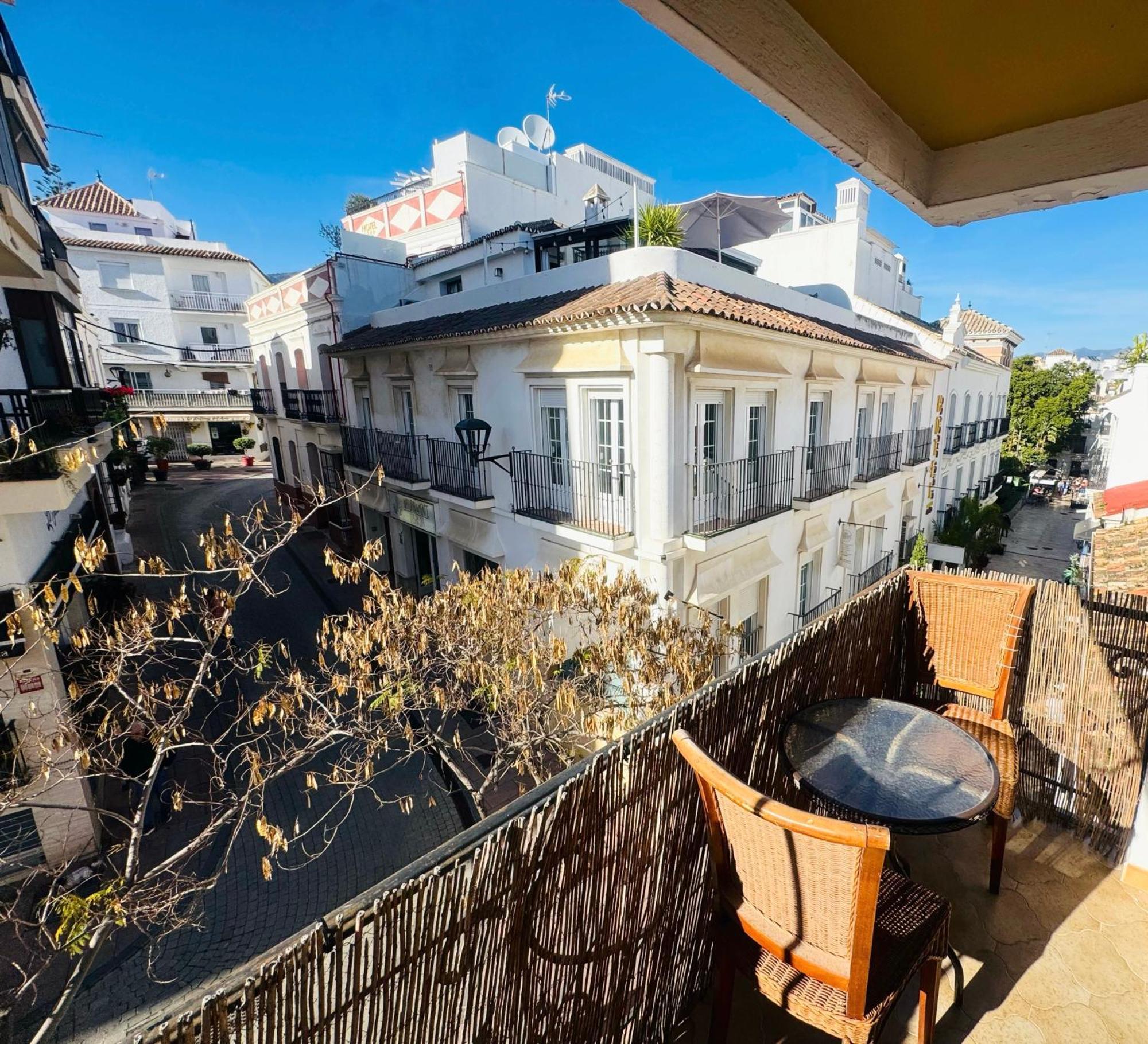Castillo Εστεπόνα Εξωτερικό φωτογραφία